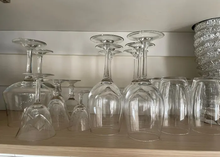 Up To 5 Persons Kemping